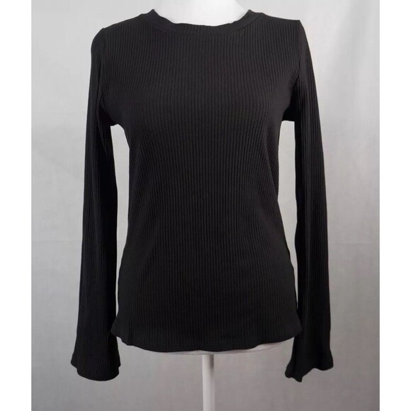 NWT! Modcloth Top Womens M Black Ribbed Long Flare Sleeve Stretch Closet Staple - Picture 2 of 10